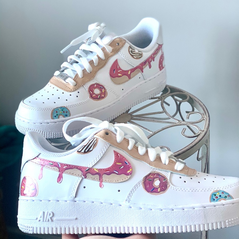 Donut nikes
